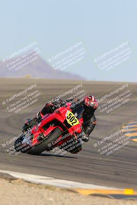 media/Oct-07-2023-CVMA (Sat) [[f84d08e330]]/Race 12 Amateur Supersport Open/